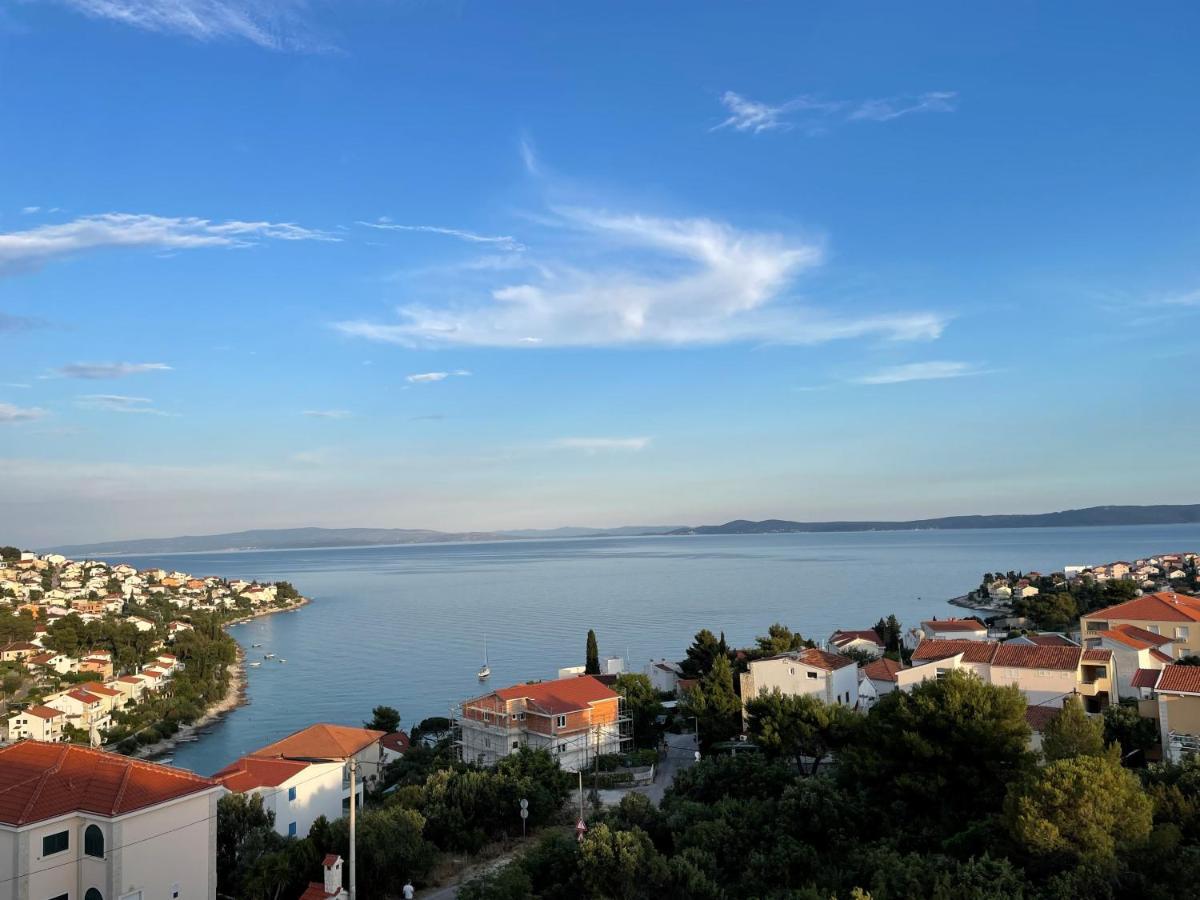 Apartment C-Views Trogir Bagian luar foto