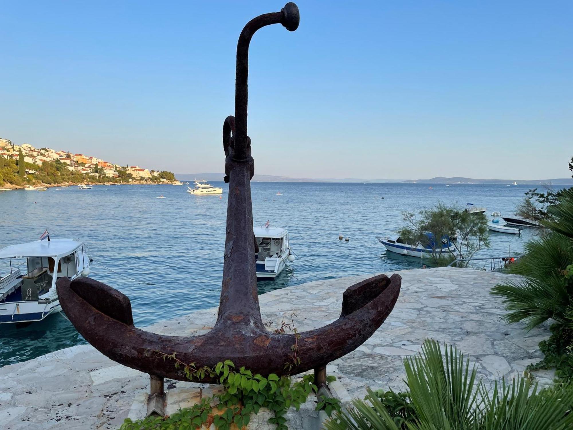 Apartment C-Views Trogir Bagian luar foto